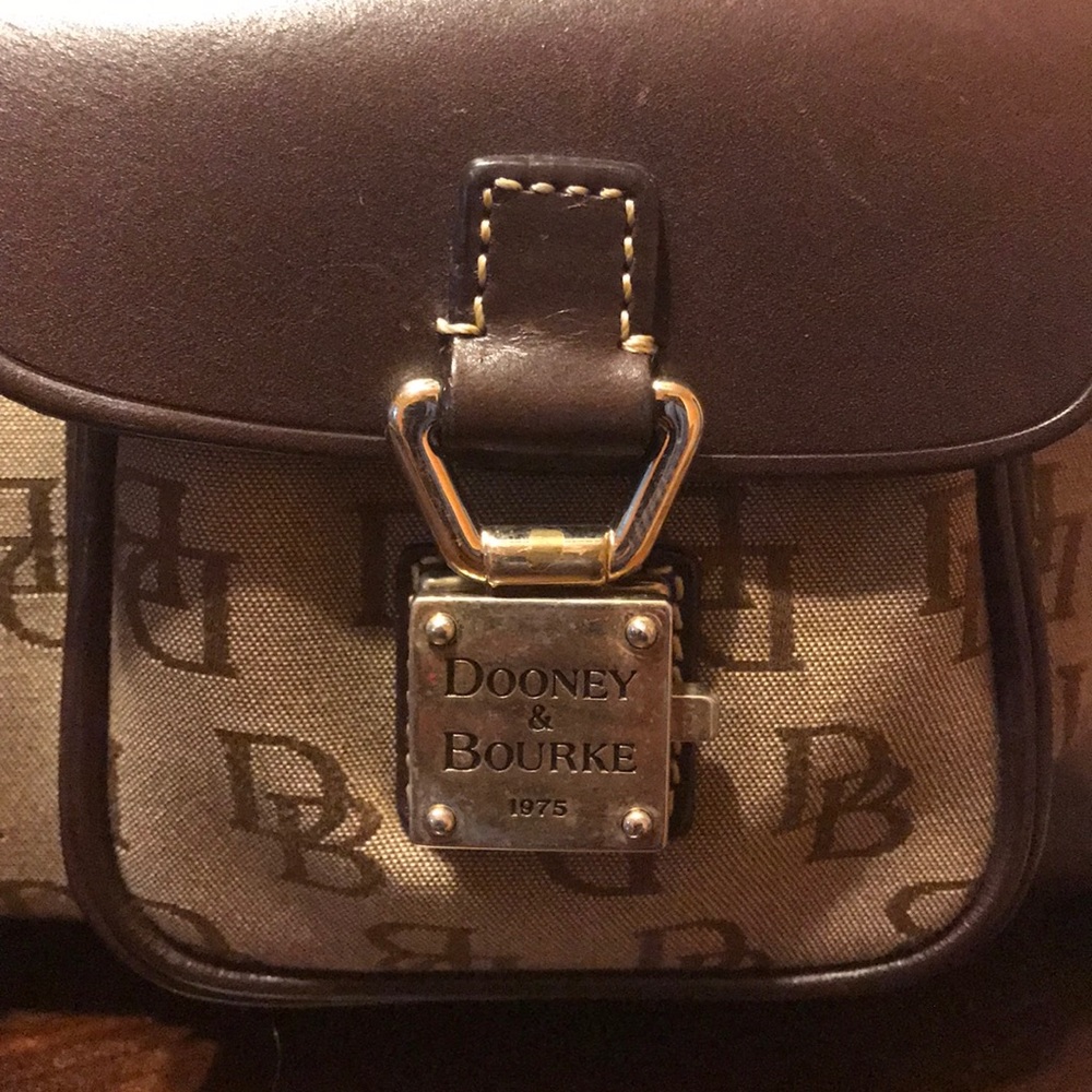 Purse - Picture 2 of 5